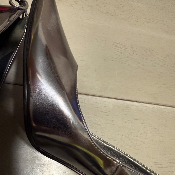 Stuart Weitzman (7.5) Gun-Metal Pointy Pumps - Picture 8 of 8